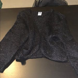 Gap Black w/silver threading short sweater. M